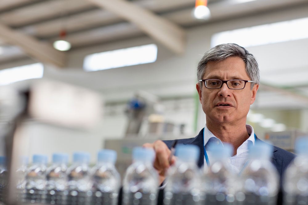 Volg de 5 lean principes herhaaldelijk om Lean Manufacturing uit te voeren zoals het bedoeld is.